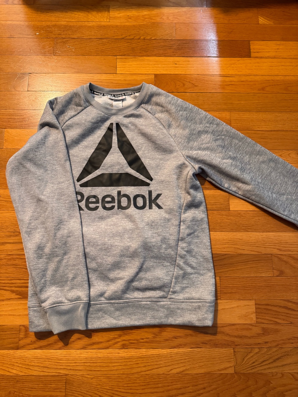 Reebok Youth XXL 18 Gray Fleece Crewneck Sweatshirt Big Logo Pullover